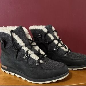 Sorel SneakerChic Alpine Holiday Boots